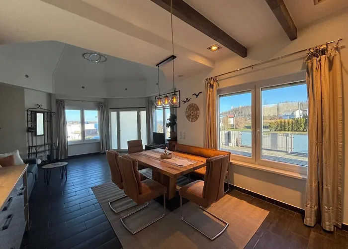 Seepanorama-marina Geiseltalsee *